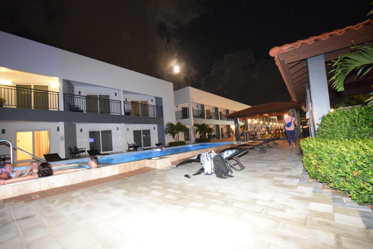Arena Condos Aruba - Few Steps From Eagle Beach! Palm Beach Exterior foto