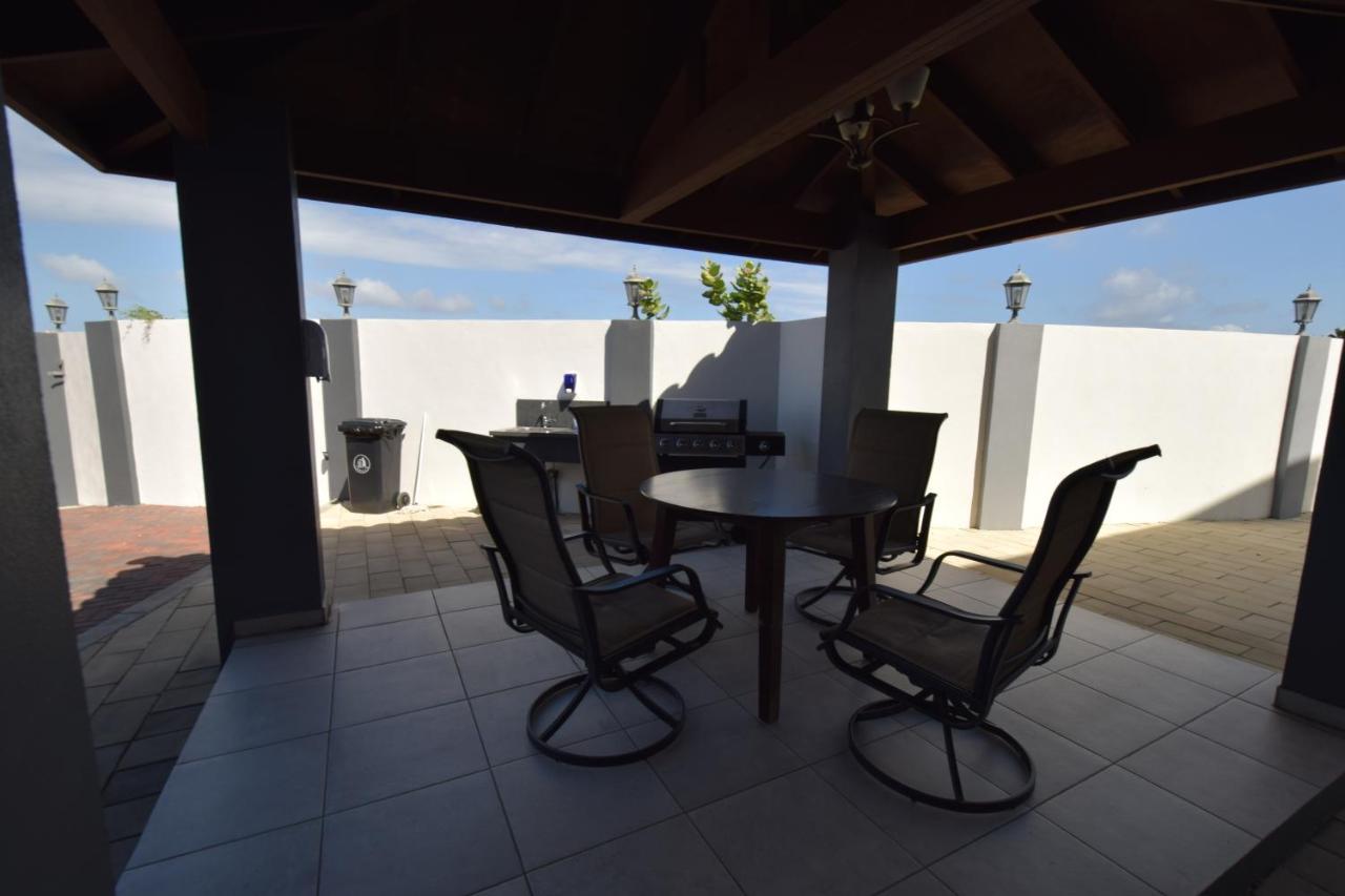 Arena Condos Aruba - Few Steps From Eagle Beach! Palm Beach Exterior foto